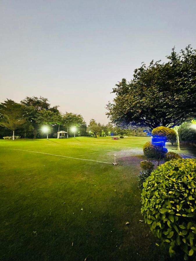 Anantam Aravali Villa Gurgaon Exterior foto